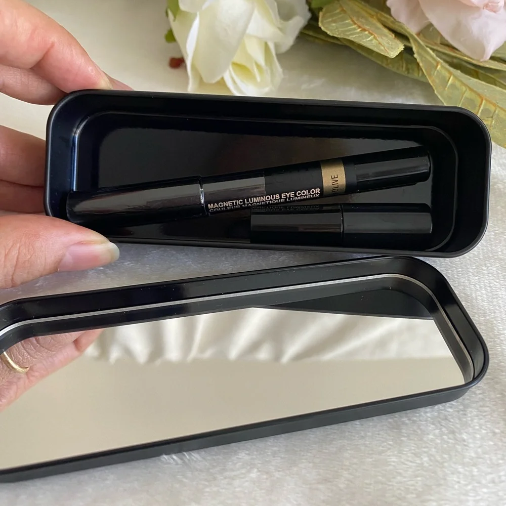 NUDESTIX eyeshadow pencil